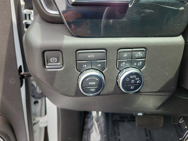 Photo of 2023 Summit White GMC Sierra 1500