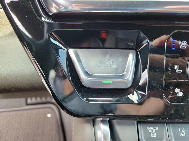 Photo of 2025 Onyx Black GMC Sierra 2500
