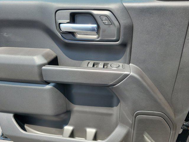 Photo of 2025 Onyx Black GMC Sierra 1500