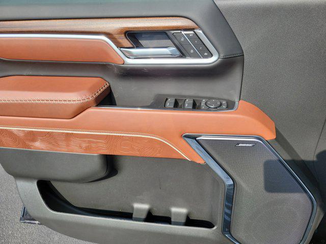 Photo of 2025 Titanium Rush Metallic GMC Sierra 2500