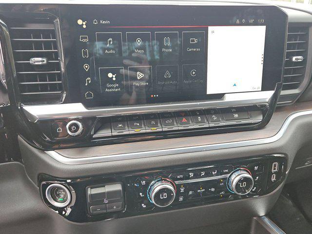 Photo of 2022 Summit White GMC Sierra 1500