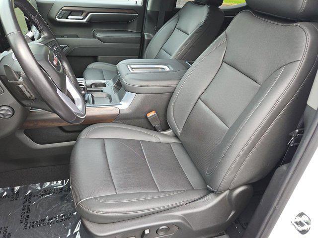 Photo of 2022 Summit White GMC Sierra 1500