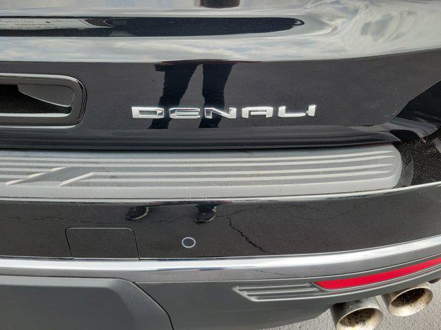 Photo of 2023 Onyx Black GMC Yukon