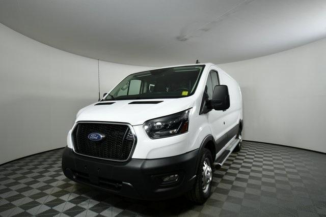 Photo of 2023 Oxford White Ford Transit-250