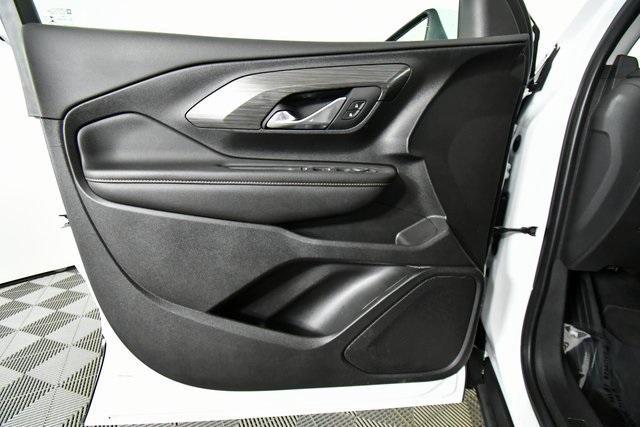 Photo of 2020 Summit White GMC Terrain