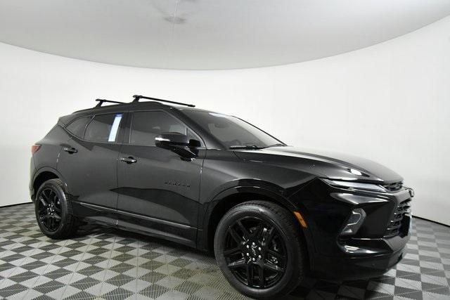 Photo of 2023 Black Chevrolet Blazer
