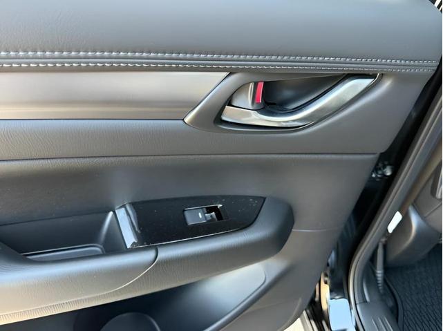 Photo of 2025 Jet Black Mica Mazda CX-5