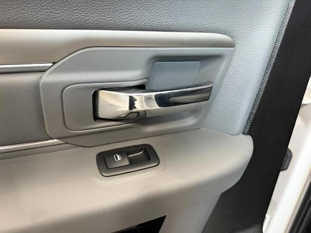 Photo of 2019 Bright White RAM 1500 Classic