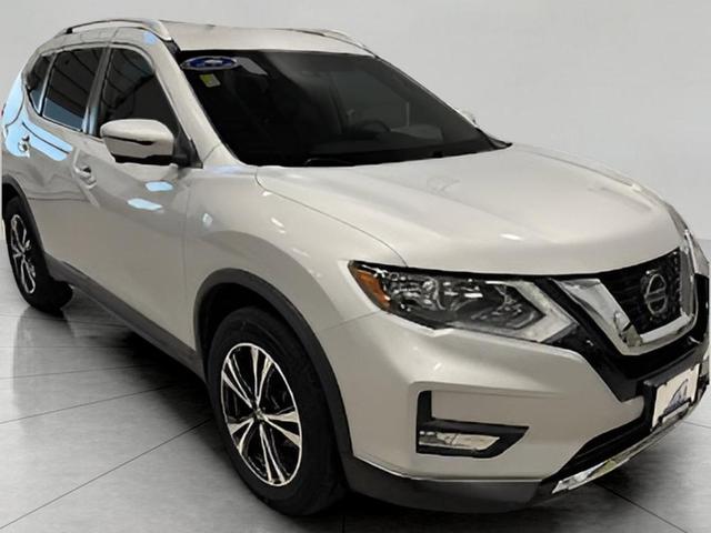 2020 Nissan Rogue