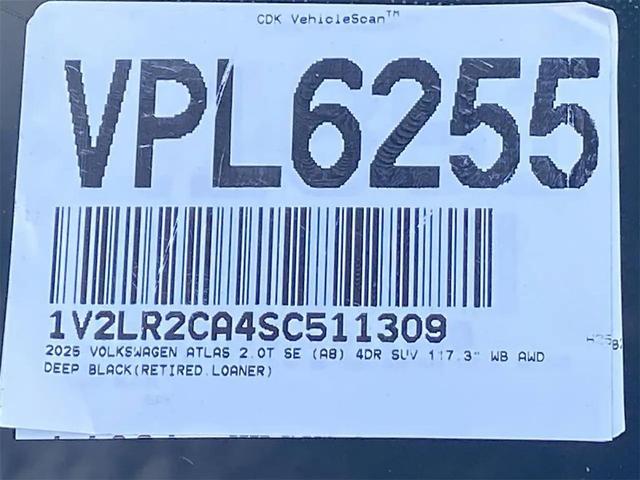 Photo of 2025 Deep Black Pearl Volkswagen Atlas