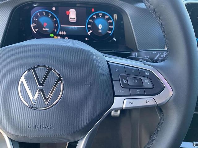 Photo of 2025 Pure Gray Volkswagen Atlas Cross Sport