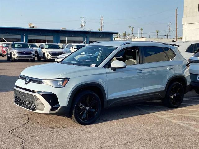 Photo of 2025 Monument Gray Volkswagen Taos
