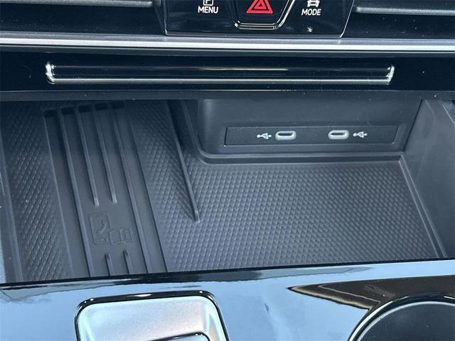 Photo of 2025 Pure Gray Volkswagen Atlas
