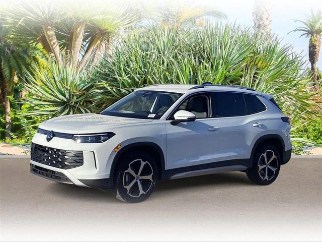 Photo of 2025 Pure White Volkswagen Tiguan