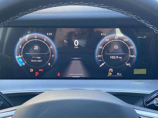 Photo of 2025 Pure White Volkswagen Tiguan