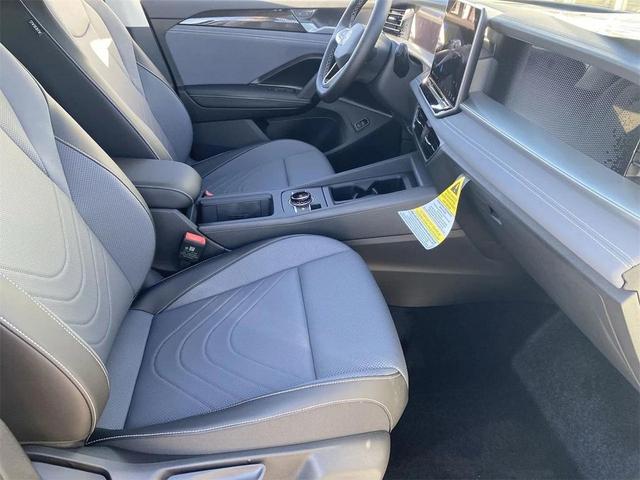 Photo of 2025 Pure White Volkswagen Tiguan