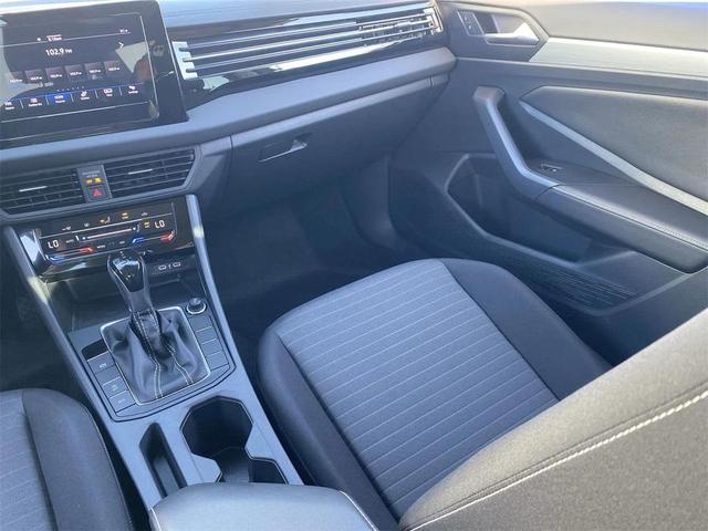 Photo of 2025 Platinum Gray Volkswagen Jetta