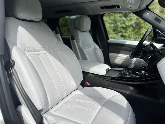Photo of 2023 Fuji White Land Rover Range Rover Sport