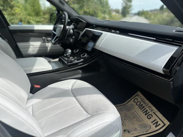 Photo of 2023 Fuji White Land Rover Range Rover Sport