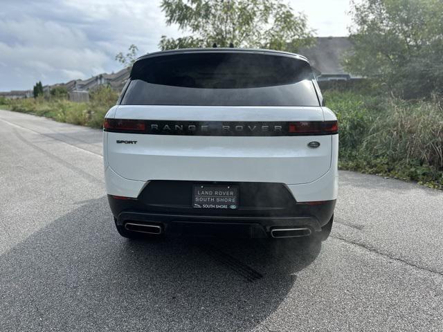 Photo of 2023 Fuji White Land Rover Range Rover Sport