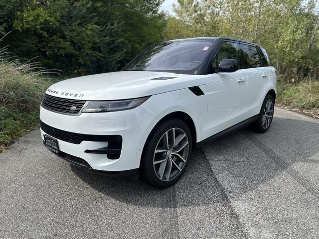 Photo of 2023 Fuji White Land Rover Range Rover Sport