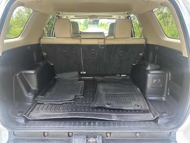 Photo of 2022 White Toyota 4Runner