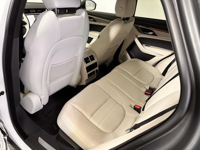 Photo of 2025 Fuji White Jaguar F-PACE