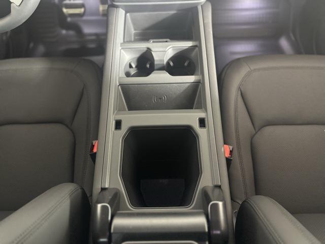 Photo of 2025 Santorini Black Land Rover Defender