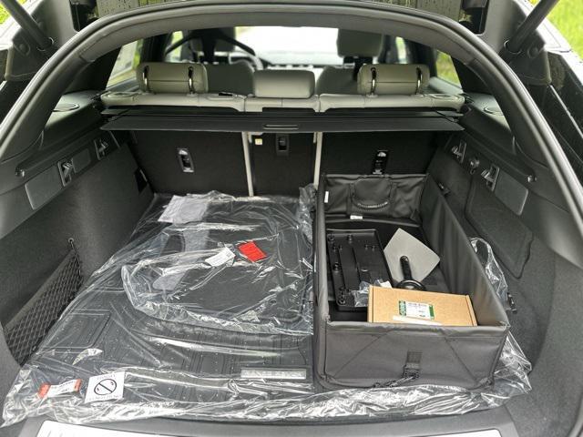Photo of 2026 Santorini Black Land Rover Range Rover Velar
