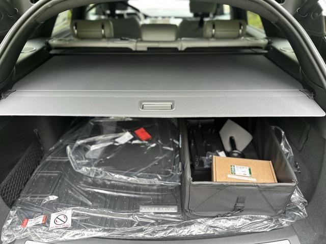 Photo of 2026 Santorini Black Land Rover Range Rover Velar