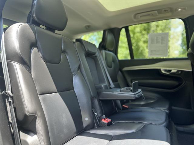 Photo of 2024 Onyx Black Metallic Volvo XC90