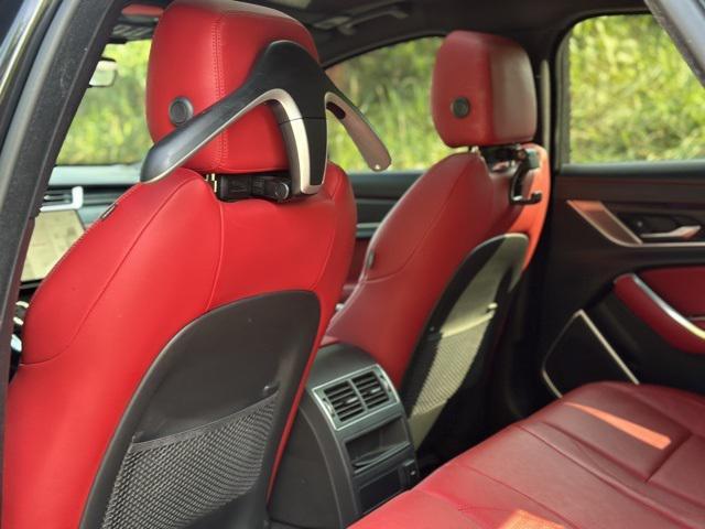 Photo of 2022 Santorini Black Metallic Jaguar XF