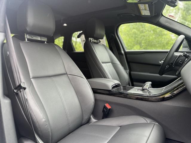 Photo of 2026 Fuji White Land Rover Range Rover Velar
