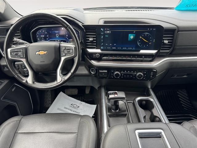 Photo of 2022 Black Chevrolet Silverado 1500