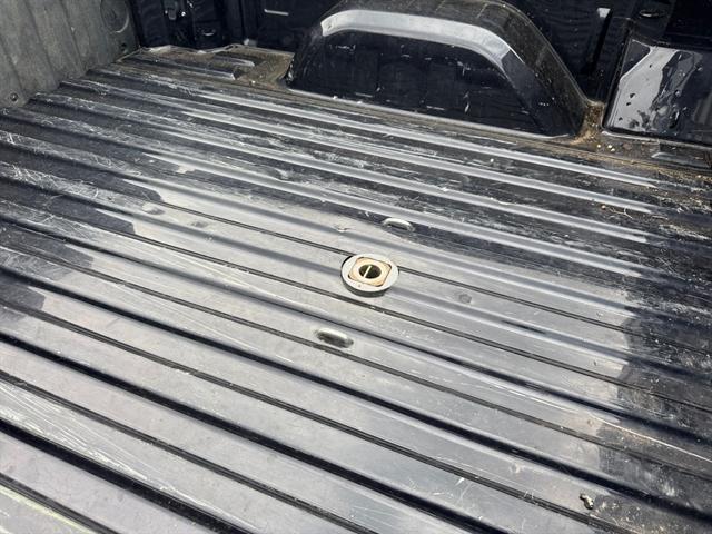 Photo of 2022 Black Chevrolet Silverado 1500