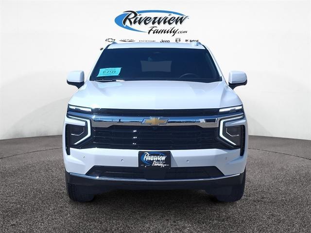 Photo of 2025 WHITE Chevrolet Suburban