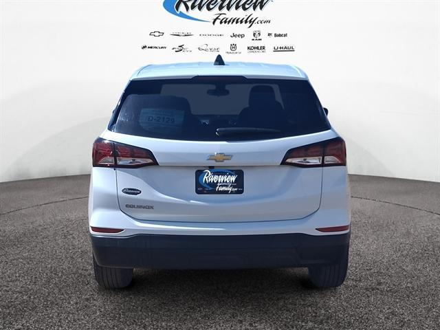Photo of 2022 WHITE Chevrolet Equinox