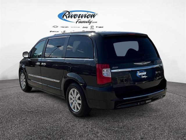 Photo of 2015 BLACK Chrysler Town & Country