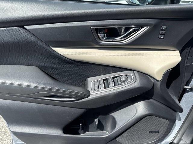 Photo of 2022 Ice Silver Metallic Subaru Ascent