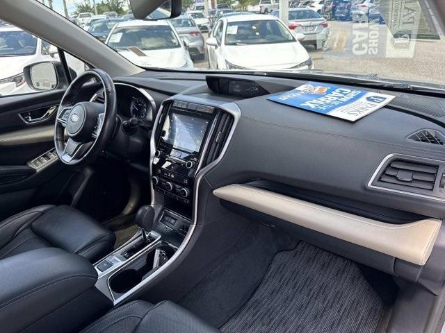 Photo of 2022 Ice Silver Metallic Subaru Ascent