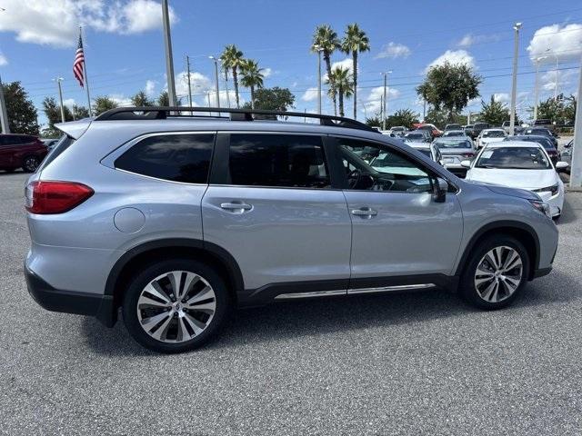 Photo of 2022 Ice Silver Metallic Subaru Ascent