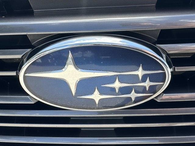 Photo of 2022 Ice Silver Metallic Subaru Ascent