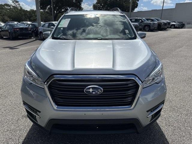 Photo of 2022 Ice Silver Metallic Subaru Ascent