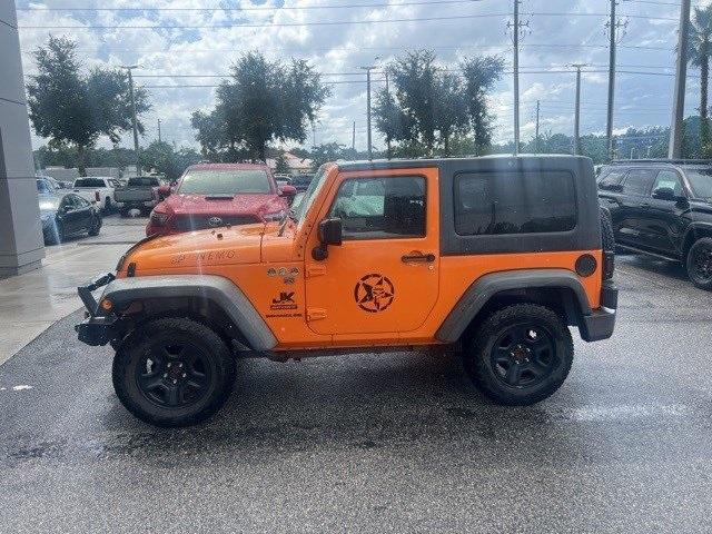 Photo of 2012 Crush Clearcoat Jeep Wrangler