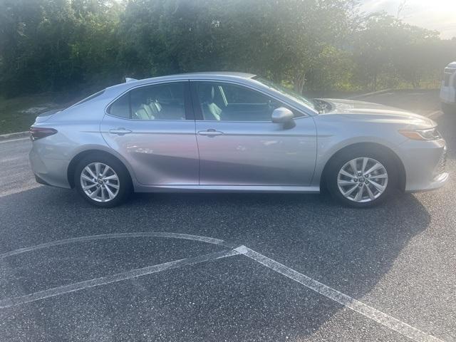 Photo of 2023 01J9 Toyota Camry