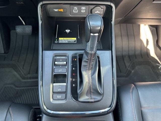 Photo of 2024 Gray Honda CR-V Hybrid