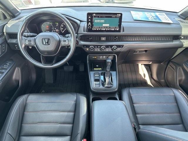 Photo of 2024 Gray Honda CR-V Hybrid
