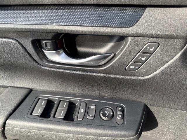 Photo of 2024 Gray Honda CR-V Hybrid