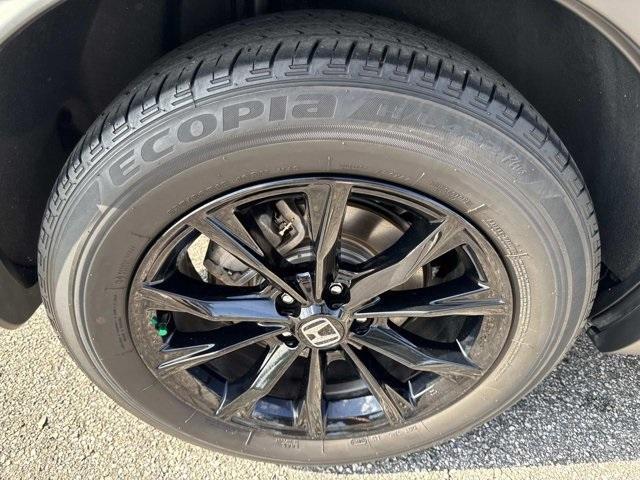 Photo of 2024 Gray Honda CR-V Hybrid