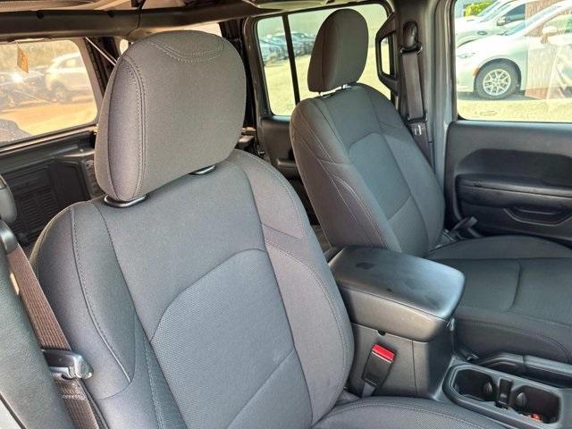 Photo of 2023 Sting Gray Clearcoat Jeep Wrangler